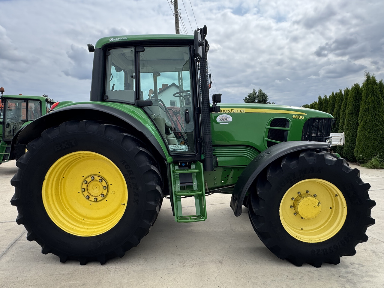 John Deere 6630 - Traktor: slika 2 John Deere 6630 - Traktor: slika 2