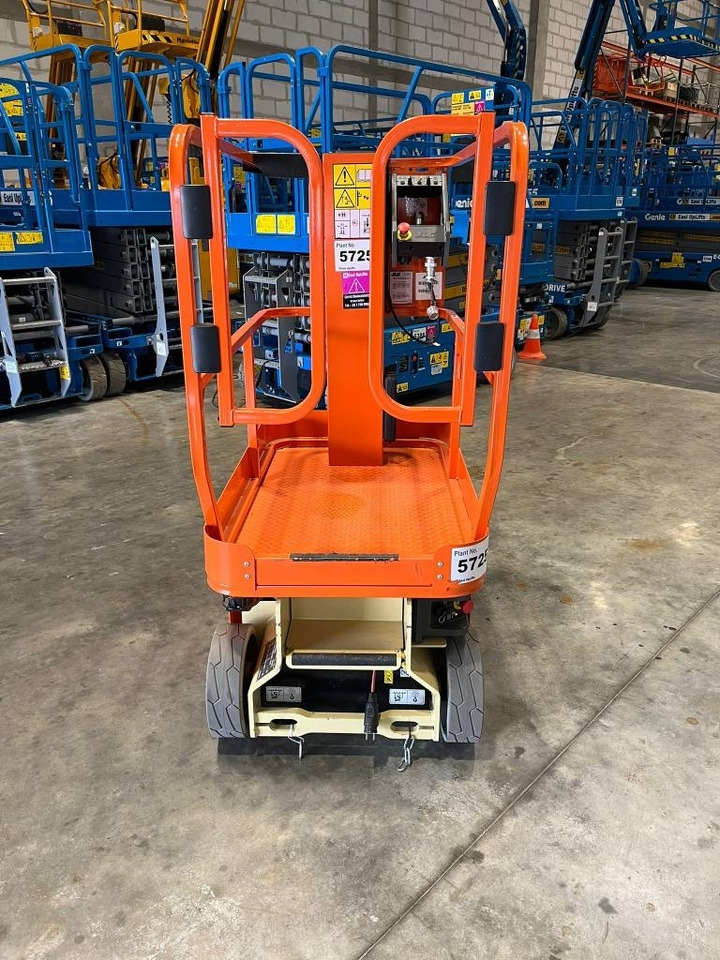 JLG 1230 ES - Vertikalni dvižni teleskop: slika 3 JLG 1230 ES - Vertikalni dvižni teleskop: slika 3