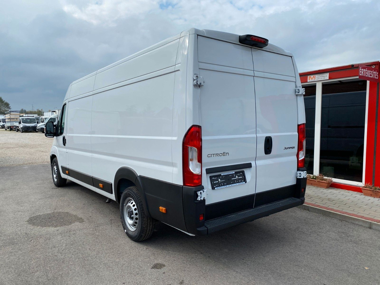 Citroën Jumper Kasten Hochraum 35 L4H2 Heavy BlueHDi 180 - Furgon: slika 4 Citroën Jumper Kasten Hochraum 35 L4H2 Heavy BlueHDi 180 - Furgon: slika 4