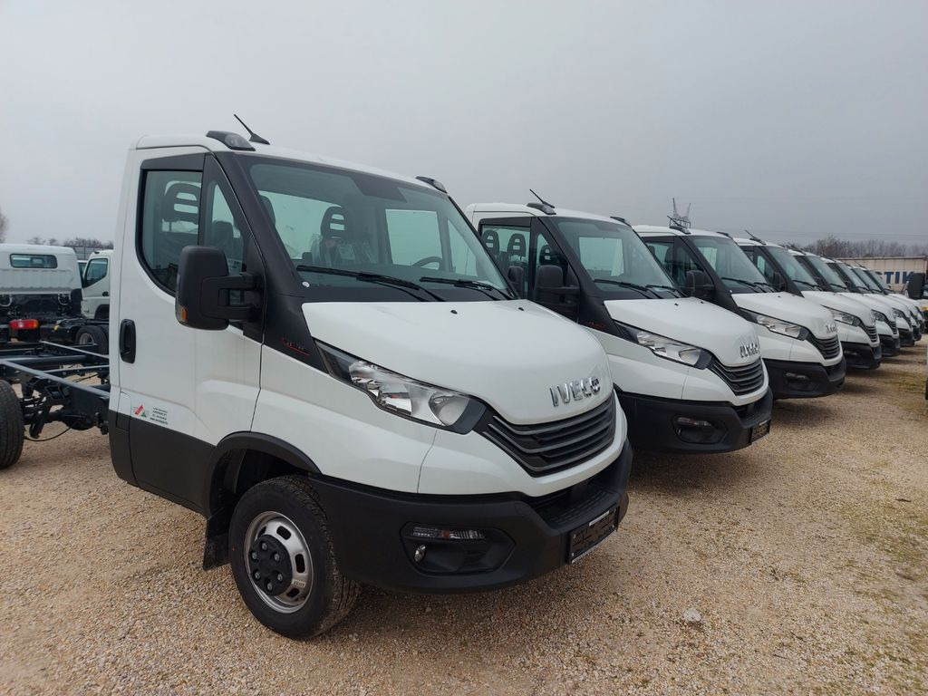 Iveco Daily 35C16 Fahrgestell Wählbar Aufbau Euro6E Iveco Daily 35C16 Fahrgestell Wählbar Aufbau Euro6E - Tovornjak-šasija, Tovornjak z dvigalom: slika 2 Iveco Daily 35C16 Fahrgestell Wählbar Aufbau Euro6E Iveco Daily 35C16 Fahrgestell Wählbar Aufbau Euro6E - Tovornjak-šasija, Tovornjak z dvigalom: slika 2