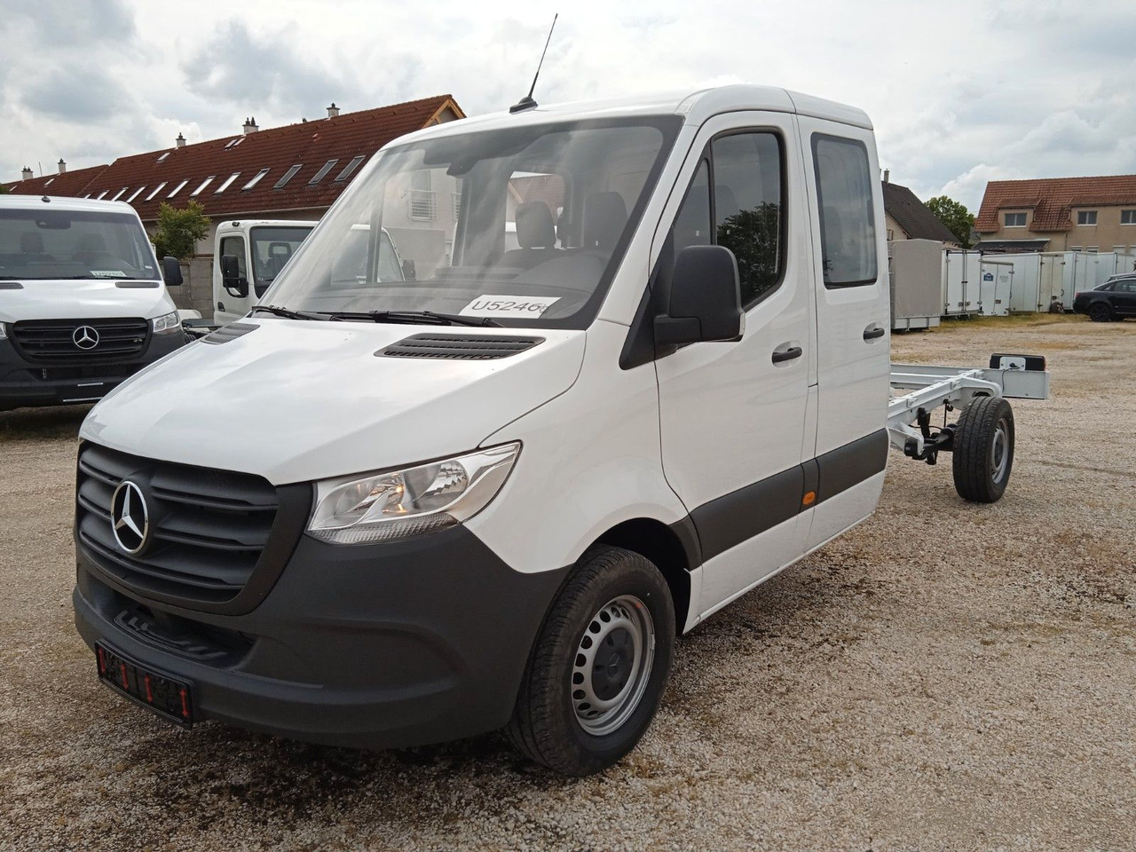 Mercedes-Benz 317 CDI Doka Pritsche - Dostavno vozilo s kesonom, Dostavno vozilo z dvojno kabino: slika 1 Mercedes-Benz 317 CDI Doka Pritsche - Dostavno vozilo s kesonom, Dostavno vozilo z dvojno kabino: slika 1