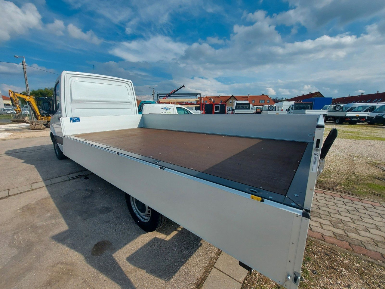 Mercedes-Benz Sprinter 315Pritsche - Dostavno vozilo s kesonom: slika 3 Mercedes-Benz Sprinter 315Pritsche - Dostavno vozilo s kesonom: slika 3