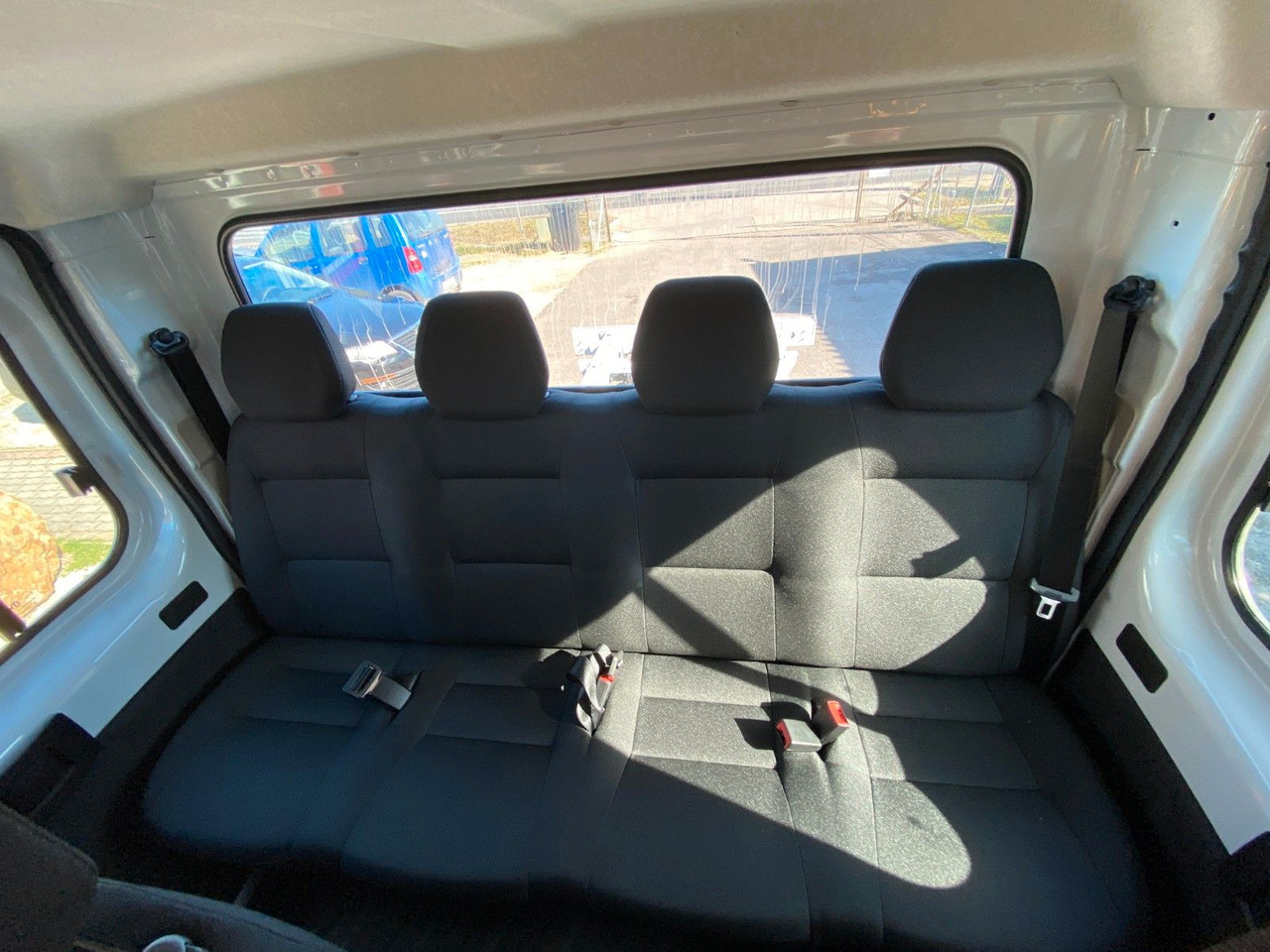 Peugeot BOXER CHDC L4 HEAVY PRITSCHE - Dostavno vozilo s kesonom, Dostavno vozilo z dvojno kabino: slika 5 Peugeot BOXER CHDC L4 HEAVY PRITSCHE - Dostavno vozilo s kesonom, Dostavno vozilo z dvojno kabino: slika 5