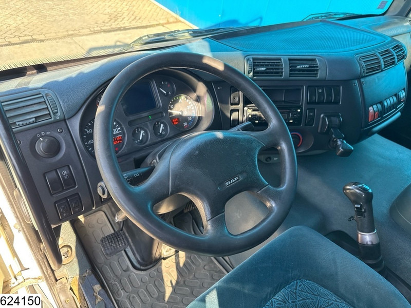 DAF CF 360 Euro 3, Fuel, Handgeschakeld, 14733 Liter, 5 Comp - Tovornjak cisterna: slika 5 DAF CF 360 Euro 3, Fuel, Handgeschakeld, 14733 Liter, 5 Comp - Tovornjak cisterna: slika 5