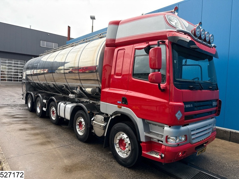 Ginaf X 5250 SE 10x4, EURO 5, 33.500 liter, Parcisa, Milk - Tovornjak cisterna: slika 2 Ginaf X 5250 SE 10x4, EURO 5, 33.500 liter, Parcisa, Milk - Tovornjak cisterna: slika 2