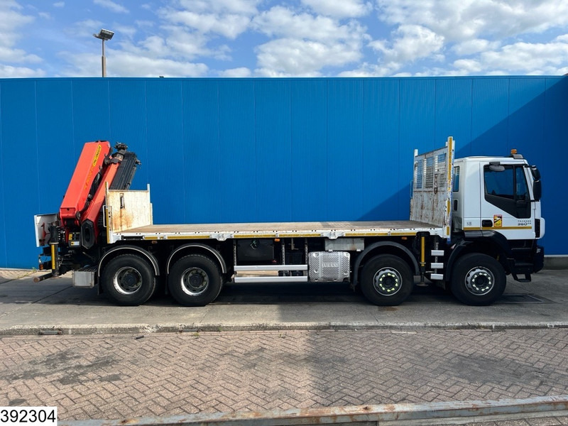 Tovornjak s kesonom, Tovornjak z dvigalom Iveco Trakker 360 8x4, EURO 6, Retarder, Palfinger: slika 9
