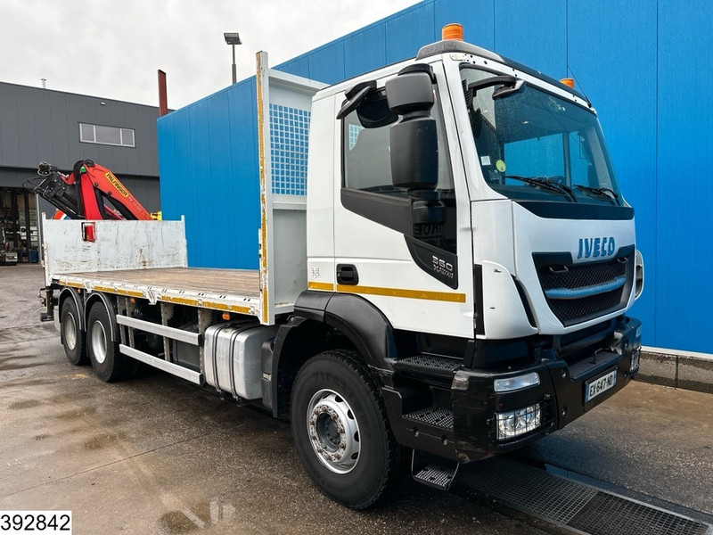 Iveco X-Way 360 6x4, EURO 6. Palfinger, Remote - Tovornjak s kesonom, Tovornjak z dvigalom: slika 3 Iveco X-Way 360 6x4, EURO 6. Palfinger, Remote - Tovornjak s kesonom, Tovornjak z dvigalom: slika 3