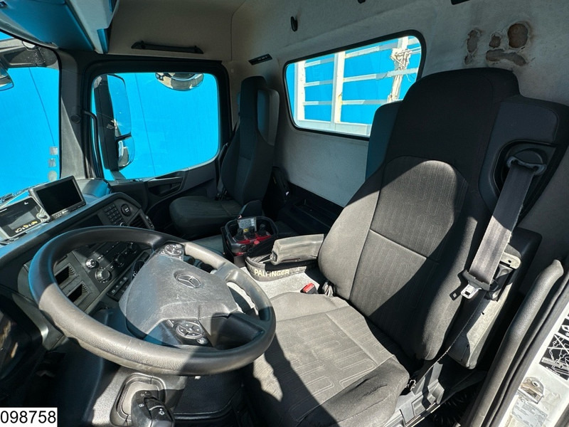 Tovornjak s kesonom, Tovornjak z dvigalom Mercedes-Benz Arocs 2640 6X4, EURO 6, Retarder, Palfinger: slika 10
