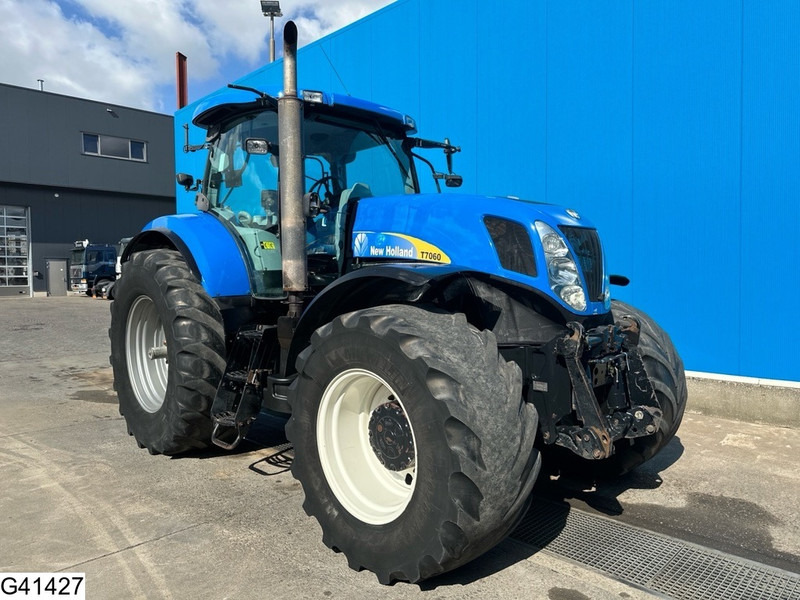 New Holland T 7060 T 7060 - Traktor: slika 3 New Holland T 7060 T 7060 - Traktor: slika 3