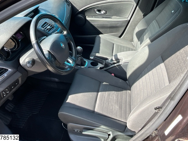 Renault ? Megane 1.5 Price includes VAT - Avtomobil: slika 3 Renault ? Megane 1.5 Price includes VAT - Avtomobil: slika 3