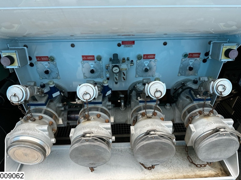 Tovornjak cisterna Renault Premium 270 EURO 5, Fuel, 13.390 Liter, 4 Comp: slika 14