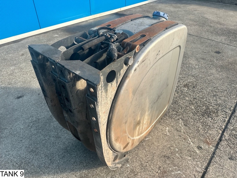 Universeel AdBlue Tank - Rezervoar za gorivo: slika 2 Universeel AdBlue Tank - Rezervoar za gorivo: slika 2