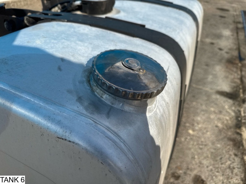 Universeel Brandstoftank - Rezervoar za gorivo za Tovornjak: slika 4 Universeel Brandstoftank - Rezervoar za gorivo za Tovornjak: slika 4