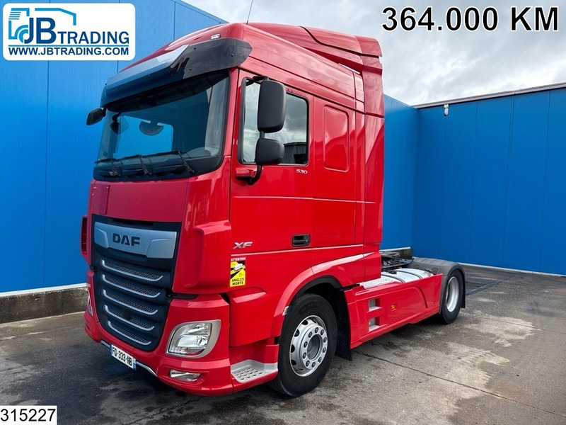 DAF XF 530 EURO 6D, PTO, Standairco - Vlačilec: slika 1 DAF XF 530 EURO 6D, PTO, Standairco - Vlačilec: slika 1