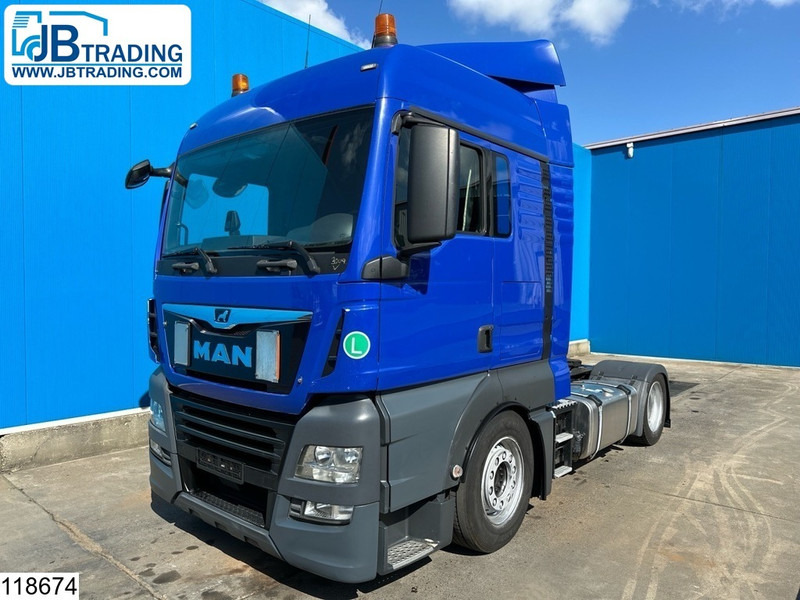 MAN TGX 18 460 EURO 6, Retarder, Standairco - Vlačilec: slika 1 MAN TGX 18 460 EURO 6, Retarder, Standairco - Vlačilec: slika 1