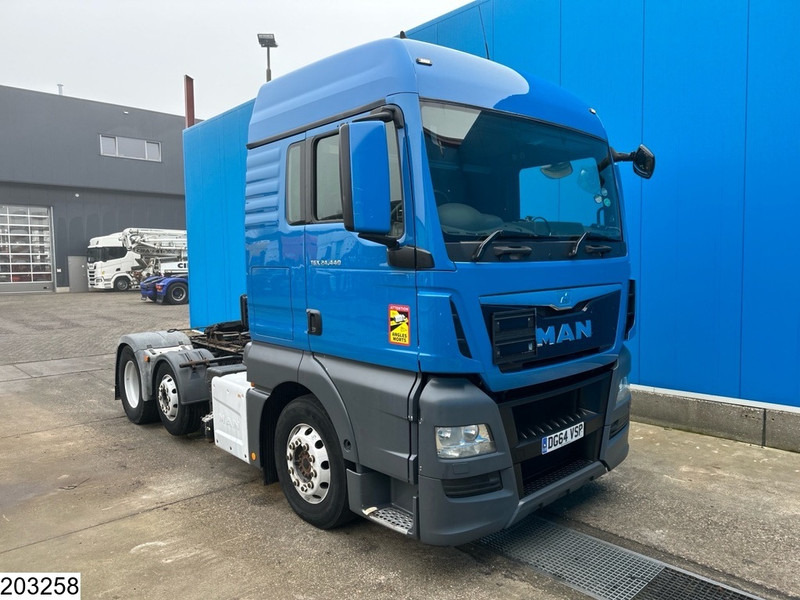 MAN TGX 24 440 6x2, EURO 5, RHD, ADR, PTO - Vlačilec: slika 4 MAN TGX 24 440 6x2, EURO 5, RHD, ADR, PTO - Vlačilec: slika 4