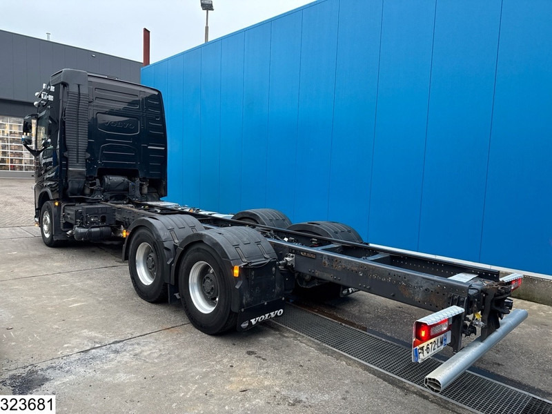 Volvo FH16 750 6X4, EURO 6, Retarder, PTO - Tovornjak-šasija: slika 4 Volvo FH16 750 6X4, EURO 6, Retarder, PTO - Tovornjak-šasija: slika 4