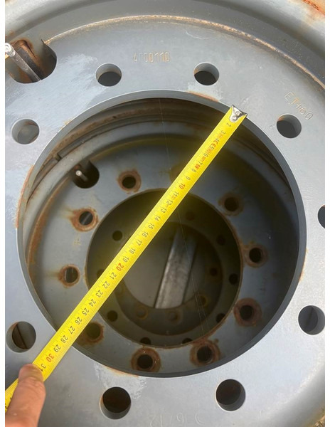 ARMOR Gard 9.00-20 - Tyre/Reifen/Band - Gume in platišča za Gradbeni stroj: slika 5 ARMOR Gard 9.00-20 - Tyre/Reifen/Band - Gume in platišča za Gradbeni stroj: slika 5