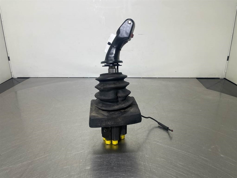 Ahlmann AZ6-4198091A/4146898G-Servo valve/Servoventil - Hidravlika za Gradbeni stroj: slika 2 Ahlmann AZ6-4198091A/4146898G-Servo valve/Servoventil - Hidravlika za Gradbeni stroj: slika 2