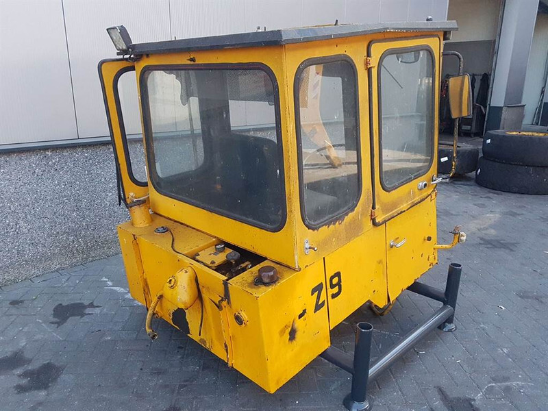 Ahlmann AZ9/AS7CS - Cabin/Kabine/Cabine - Kabina in notranjost za Gradbeni stroj: slika 4 Ahlmann AZ9/AS7CS - Cabin/Kabine/Cabine - Kabina in notranjost za Gradbeni stroj: slika 4