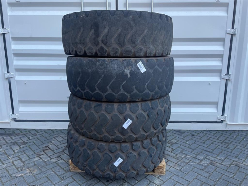 Ahlmann -Michelin 17.5R25-Tire/Reifen/Band - Gume in platišča za Gradbeni stroj: slika 1 Ahlmann -Michelin 17.5R25-Tire/Reifen/Band - Gume in platišča za Gradbeni stroj: slika 1