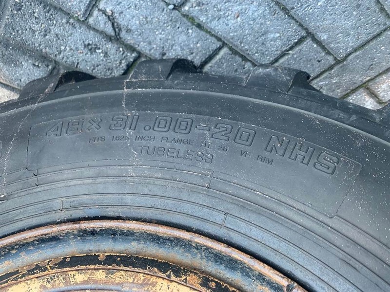 Alliance 48x31.00-20 NHS - Flotation 331 - Tire/Reifen/Band - Gume in platišča za Gradbeni stroj: slika 4 Alliance 48x31.00-20 NHS - Flotation 331 - Tire/Reifen/Band - Gume in platišča za Gradbeni stroj: slika 4