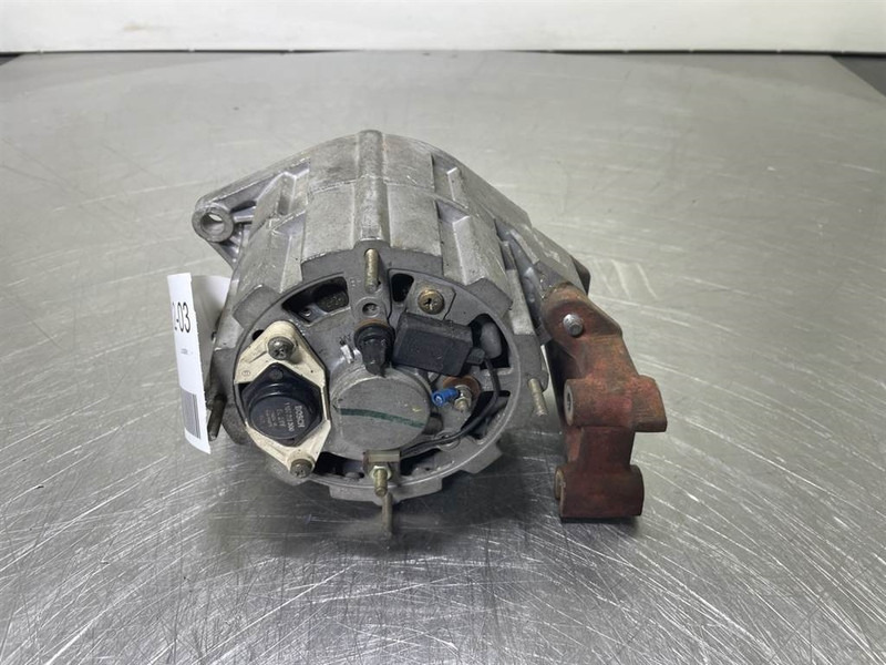 Bosch 0120488208-28V 35A-Alternator/Lichtmaschine/Dynamo - Motor za Gradbeni stroj: slika 3 Bosch 0120488208-28V 35A-Alternator/Lichtmaschine/Dynamo - Motor za Gradbeni stroj: slika 3