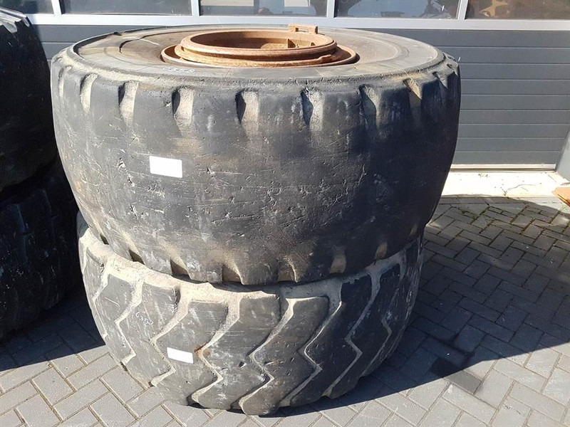 Case 921C-Michelin 26.5R25-Tire/Reifen/Band - Gume in platišča za Gradbeni stroj: slika 3 Case 921C-Michelin 26.5R25-Tire/Reifen/Band - Gume in platišča za Gradbeni stroj: slika 3