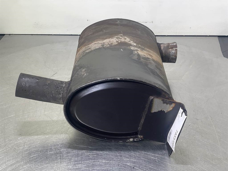 Cat 924G - Exhaust/Auspuff/Uitlaat - Motor za Gradbeni stroj: slika 2 Cat 924G - Exhaust/Auspuff/Uitlaat - Motor za Gradbeni stroj: slika 2
