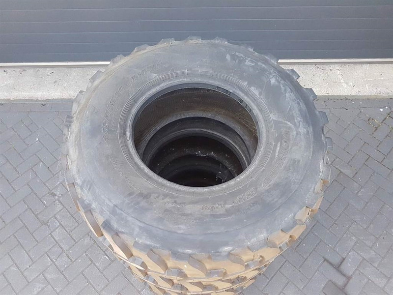 Cover (Dunlop / Mitas) 405/70-R20 (16/70R20)-Tire - Gume in platišča za Gradbeni stroj: slika 4 Cover (Dunlop / Mitas) 405/70-R20 (16/70R20)-Tire - Gume in platišča za Gradbeni stroj: slika 4