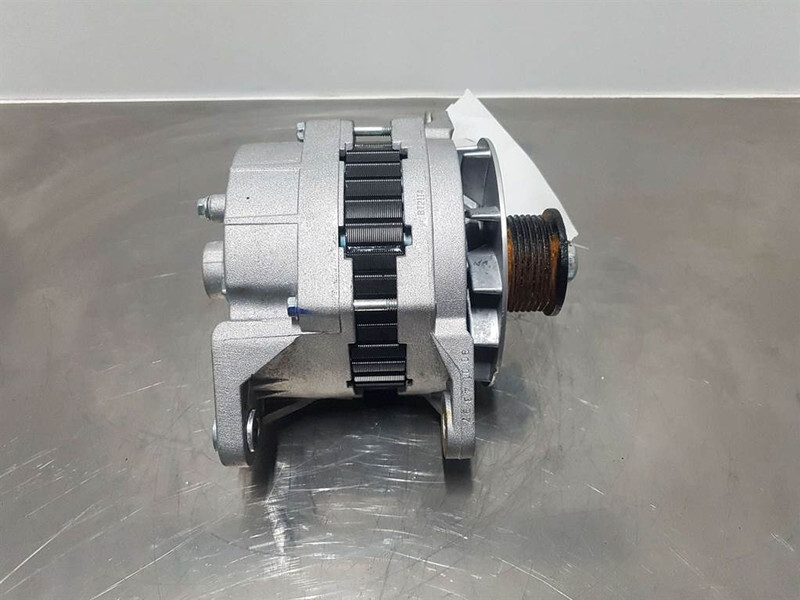 Cummins QSB5.9C-24V 70A-Alternator/Lichtmaschine/Dynamo - Motor za Gradbeni stroj: slika 2 Cummins QSB5.9C-24V 70A-Alternator/Lichtmaschine/Dynamo - Motor za Gradbeni stroj: slika 2