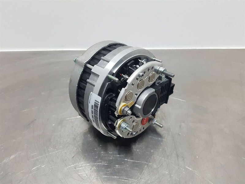 Deutz 1011-14V 60A-Alternator/Lichtmaschine/Dynamo - Motor za Gradbeni stroj: slika 4 Deutz 1011-14V 60A-Alternator/Lichtmaschine/Dynamo - Motor za Gradbeni stroj: slika 4