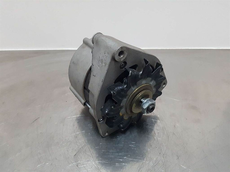 Deutz 28V 27A - Alternator/Lichtmaschine/Dynamo - Motor za Gradbeni stroj: slika 1 Deutz 28V 27A - Alternator/Lichtmaschine/Dynamo - Motor za Gradbeni stroj: slika 1
