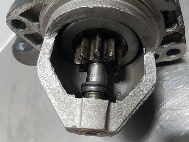 Deutz 912/913-12V 9T 2,7KW-Starter/Anlasser/Startmotor - Motor za Gradbeni stroj: slika 4 Deutz 912/913-12V 9T 2,7KW-Starter/Anlasser/Startmotor - Motor za Gradbeni stroj: slika 4