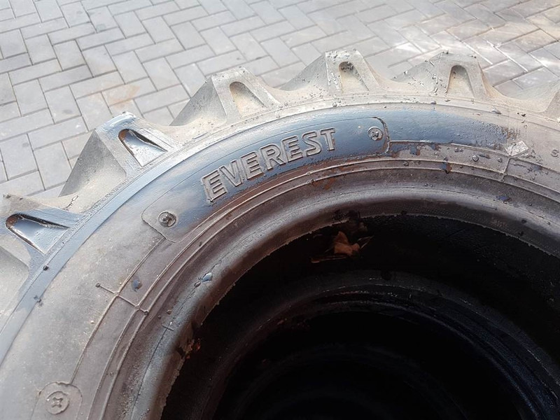 Everest 10.0/75-15.3 - Tire/Reifen/Band - Guma za Gradbeni stroj: slika 3 Everest 10.0/75-15.3 - Tire/Reifen/Band - Guma za Gradbeni stroj: slika 3