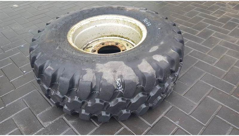 Goodyear 340/80-R18 IND - Tyre/Reifen/Band - Gume in platišča za Gradbeni stroj: slika 1 Goodyear 340/80-R18 IND - Tyre/Reifen/Band - Gume in platišča za Gradbeni stroj: slika 1