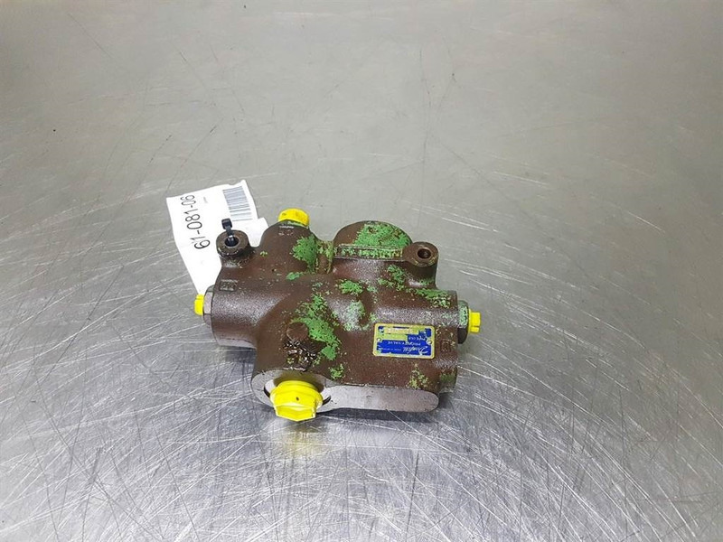 Hitachi W110A-Sauer Danfoss OLS160-152B1012-Priority valve - Hidravlika za Gradbeni stroj: slika 1 Hitachi W110A-Sauer Danfoss OLS160-152B1012-Priority valve - Hidravlika za Gradbeni stroj: slika 1