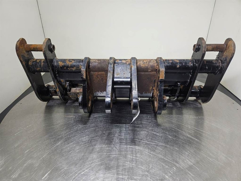 JCB TM220 - Quick coupler/Schnellwechsler/Snelwissel - Hitra spojka za Gradbeni stroj: slika 5 JCB TM220 - Quick coupler/Schnellwechsler/Snelwissel - Hitra spojka za Gradbeni stroj: slika 5