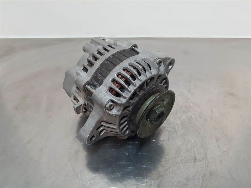 Kubota 12V 60A-A1TA1777-Alternator/Lichtmaschine/Dynamo - Motor za Gradbeni stroj: slika 1 Kubota 12V 60A-A1TA1777-Alternator/Lichtmaschine/Dynamo - Motor za Gradbeni stroj: slika 1