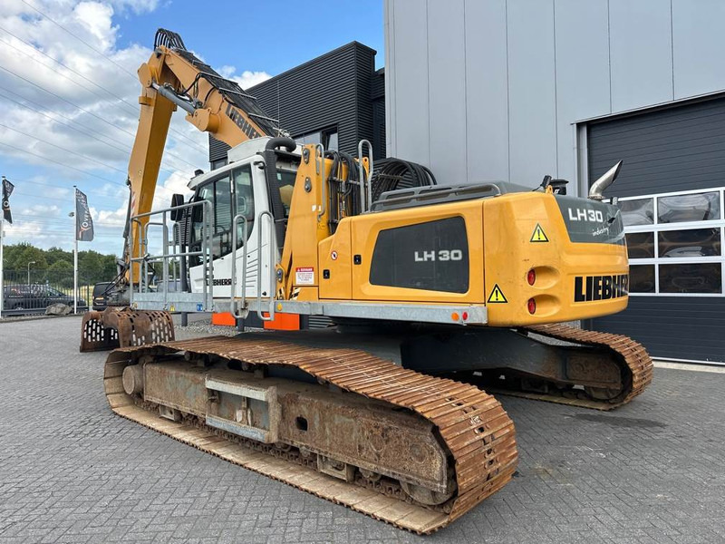 Liebherr LH 30 C - Bager za prekladanje primarnih/ Sekundarnih surovin: slika 3 Liebherr LH 30 C - Bager za prekladanje primarnih/ Sekundarnih surovin: slika 3