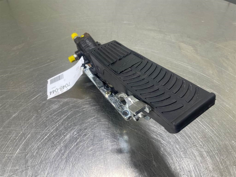 Mecalac 12MTX-5360657-Brake valve/Bremsventile/Remventiel - Hidravlika za Gradbeni stroj: slika 5 Mecalac 12MTX-5360657-Brake valve/Bremsventile/Remventiel - Hidravlika za Gradbeni stroj: slika 5