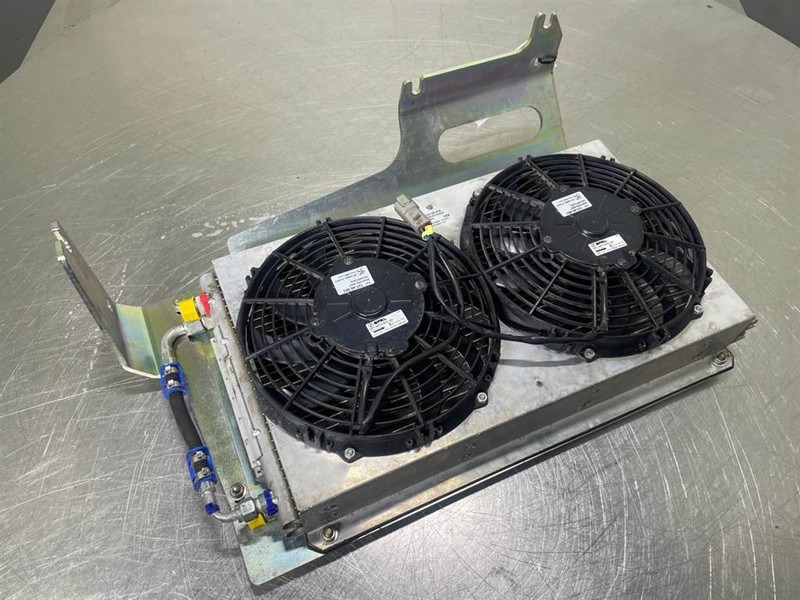 Mecalac 12MTX-5370437-Airco condenser/Klimakondensator - Okvir/ Šasija za Gradbeni stroj: slika 1 Mecalac 12MTX-5370437-Airco condenser/Klimakondensator - Okvir/ Šasija za Gradbeni stroj: slika 1