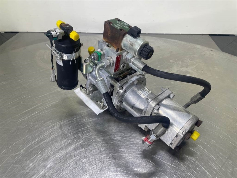 Mecalac 12MTX-5620108/6090359/6050187-Compressor - Motor za Gradbeni stroj: slika 4 Mecalac 12MTX-5620108/6090359/6050187-Compressor - Motor za Gradbeni stroj: slika 4