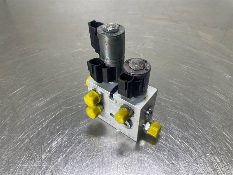 Mecalac 12MTX-6090387-Servo valve/Servoventil/Servoventiel - Hidravlika za Gradbeni stroj: slika 1 Mecalac 12MTX-6090387-Servo valve/Servoventil/Servoventiel - Hidravlika za Gradbeni stroj: slika 1