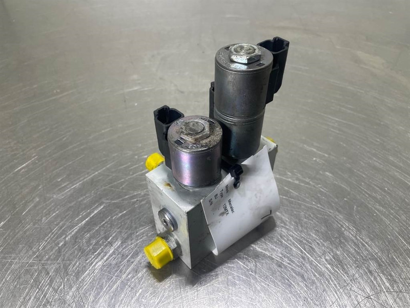 Mecalac 12MTX-6090387-Servo valve/Servoventil/Servoventiel - Hidravlika za Gradbeni stroj: slika 4 Mecalac 12MTX-6090387-Servo valve/Servoventil/Servoventiel - Hidravlika za Gradbeni stroj: slika 4