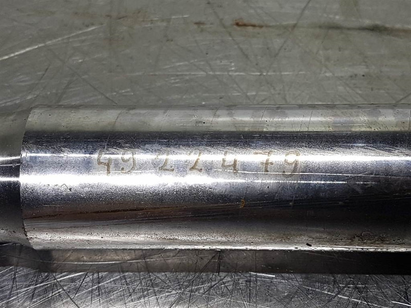 O & K L6-4922454/4922479-Joint shaft/Steckwelle/Steekas - Os in deli za Gradbeni stroj: slika 5 O & K L6-4922454/4922479-Joint shaft/Steckwelle/Steekas - Os in deli za Gradbeni stroj: slika 5