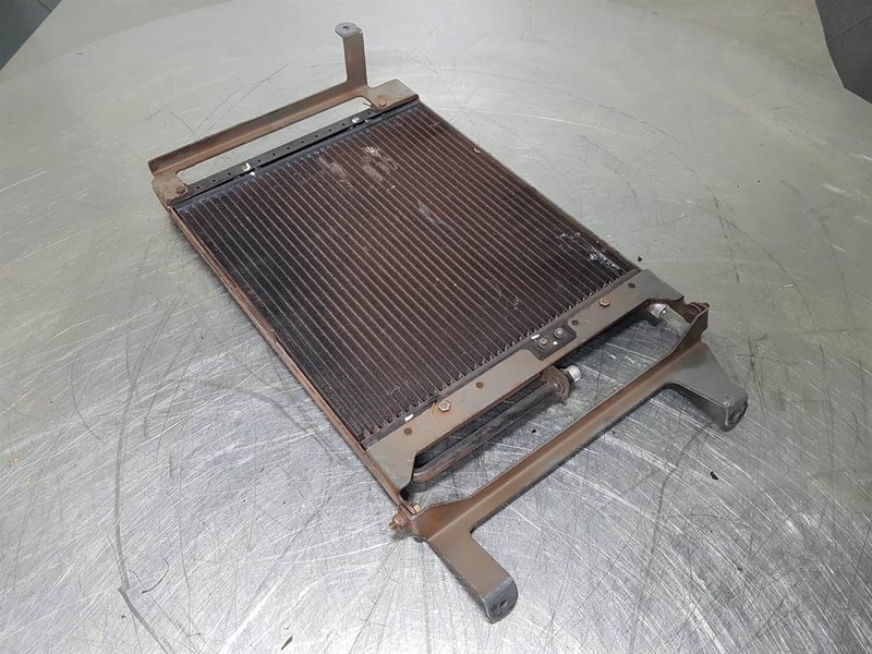 SANDEN MFC-2046AE-Airco condenser/Klimakondensator - Okvir/ Šasija za Gradbeni stroj: slika 2 SANDEN MFC-2046AE-Airco condenser/Klimakondensator - Okvir/ Šasija za Gradbeni stroj: slika 2
