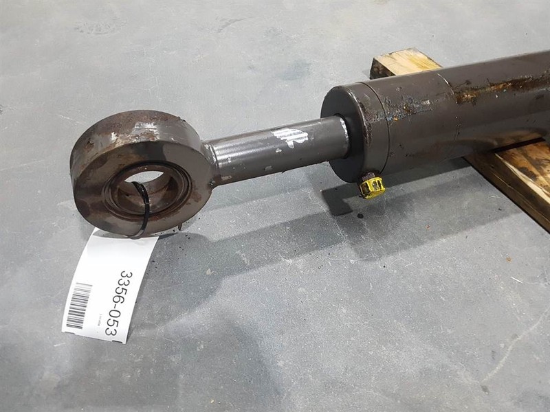 - Tilt cylinder/Kippzylinder/Nijgcilinder - Hidravlika: slika 2 - Tilt cylinder/Kippzylinder/Nijgcilinder - Hidravlika: slika 2