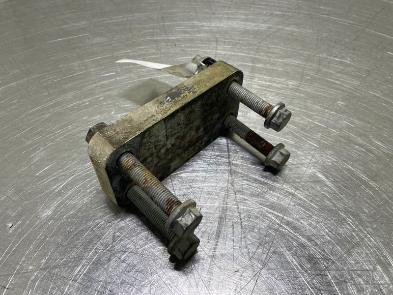 Volvo L30B - Axle mounting/Achsbefestigung/Asstrop - Okvir/ Šasija za Gradbeni stroj: slika 1 Volvo L30B - Axle mounting/Achsbefestigung/Asstrop - Okvir/ Šasija za Gradbeni stroj: slika 1