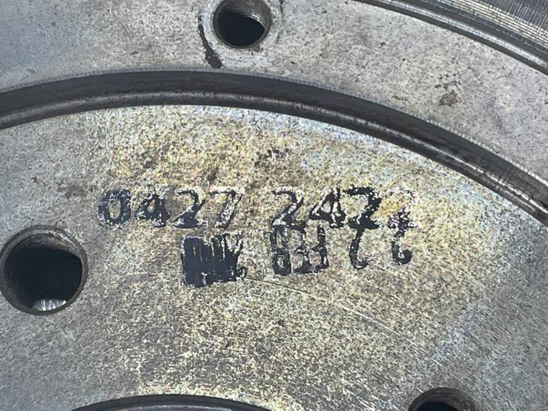 Volvo L30B-Z/X-Deutz TD2011L04I-04272422-Flywheel - Motor za Gradbeni stroj: slika 3 Volvo L30B-Z/X-Deutz TD2011L04I-04272422-Flywheel - Motor za Gradbeni stroj: slika 3
